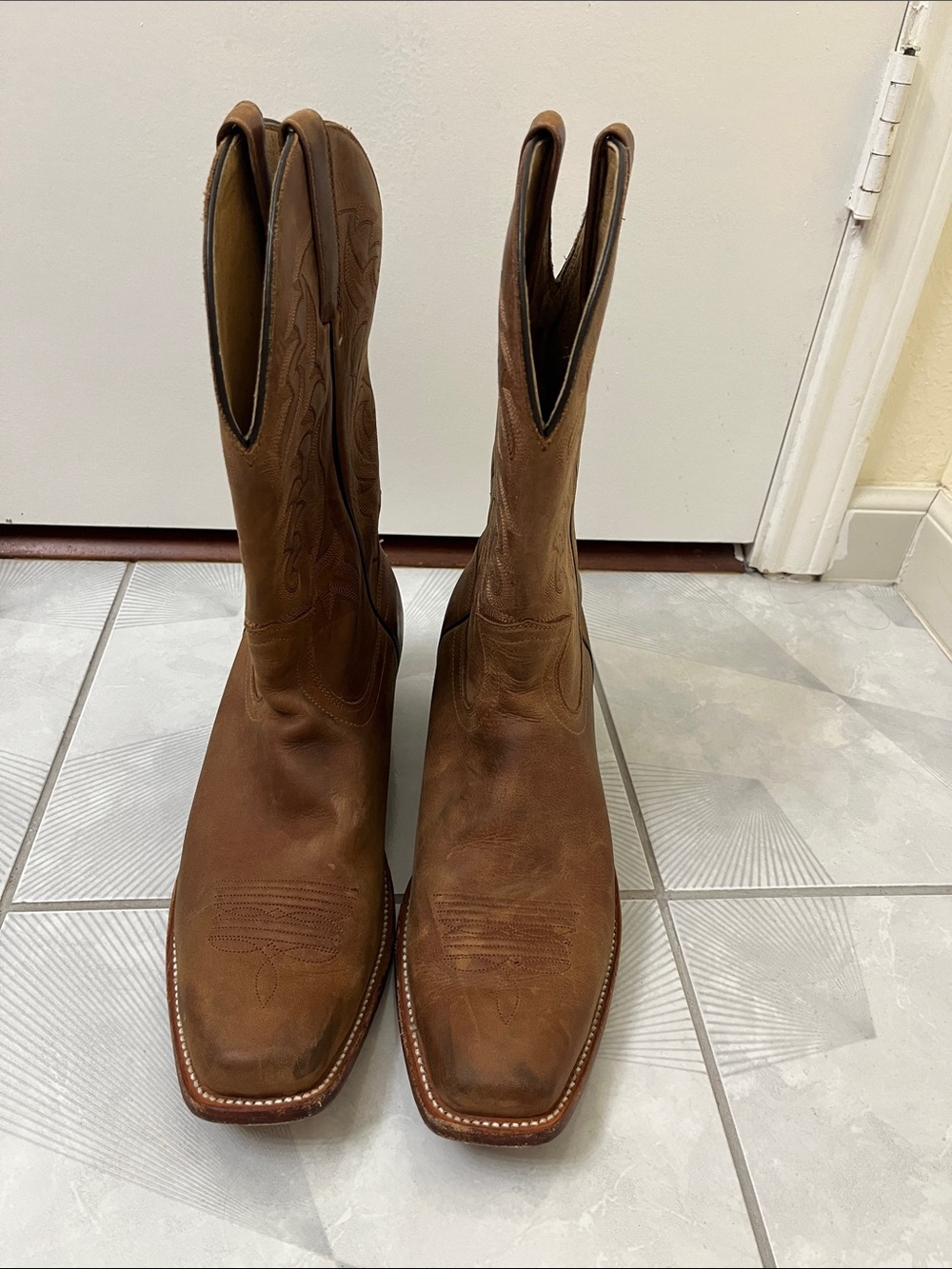Men cowboy boots